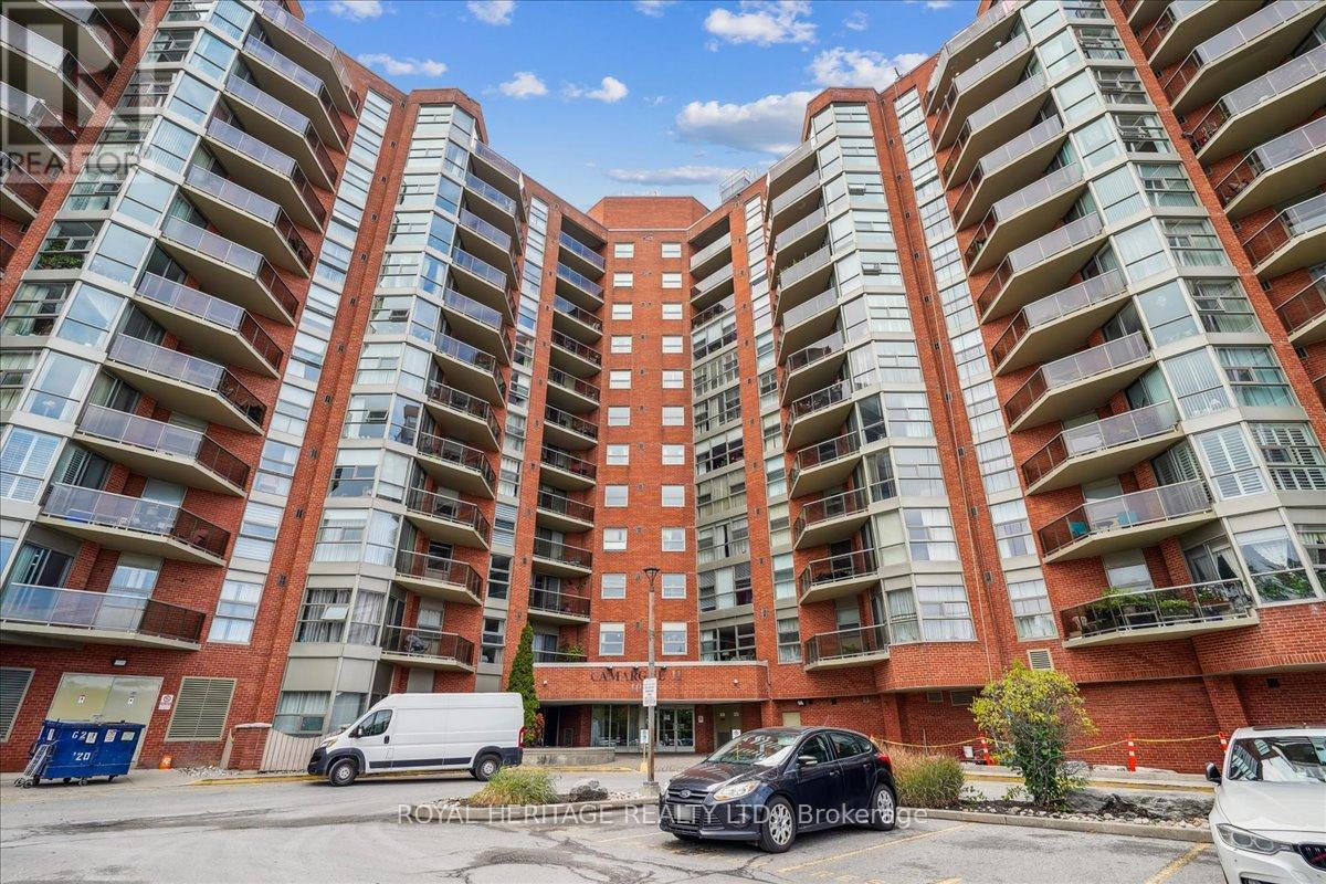1116 20 Dean Park Rd, Toronto, ON M1B 3G9