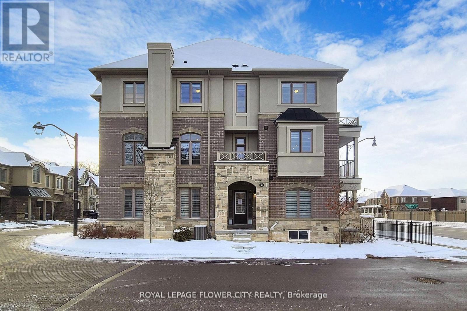 2 Summerbeam Way, Brampton, ON L6Y 6H3