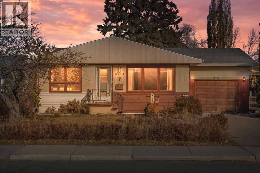 45 Street Unit 3714, Red Deer, AB T4N 1J4