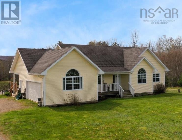 4768 Highway 1, Berwick, NS B0P 1E0