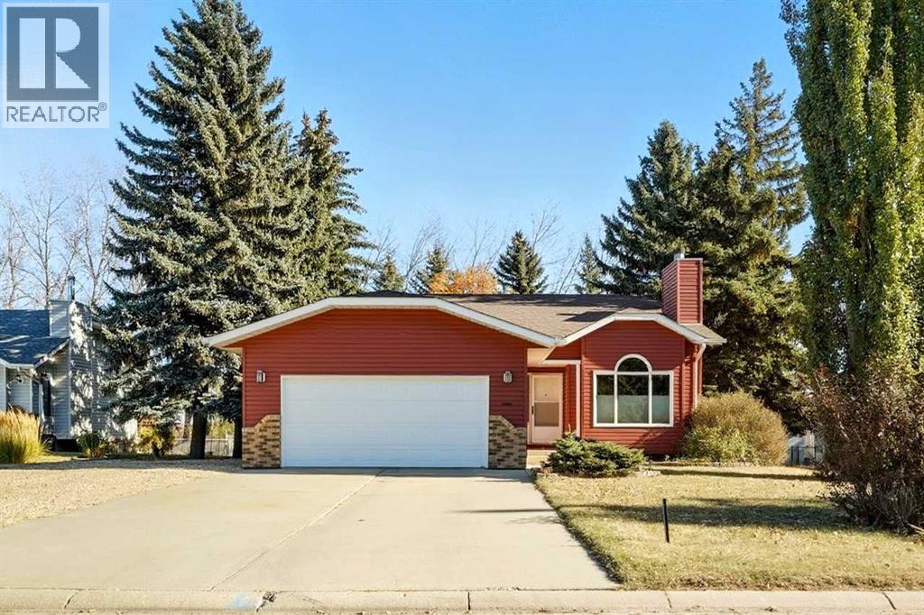 8 Petticoat Ln, Lacombe, AB T4L 1T6