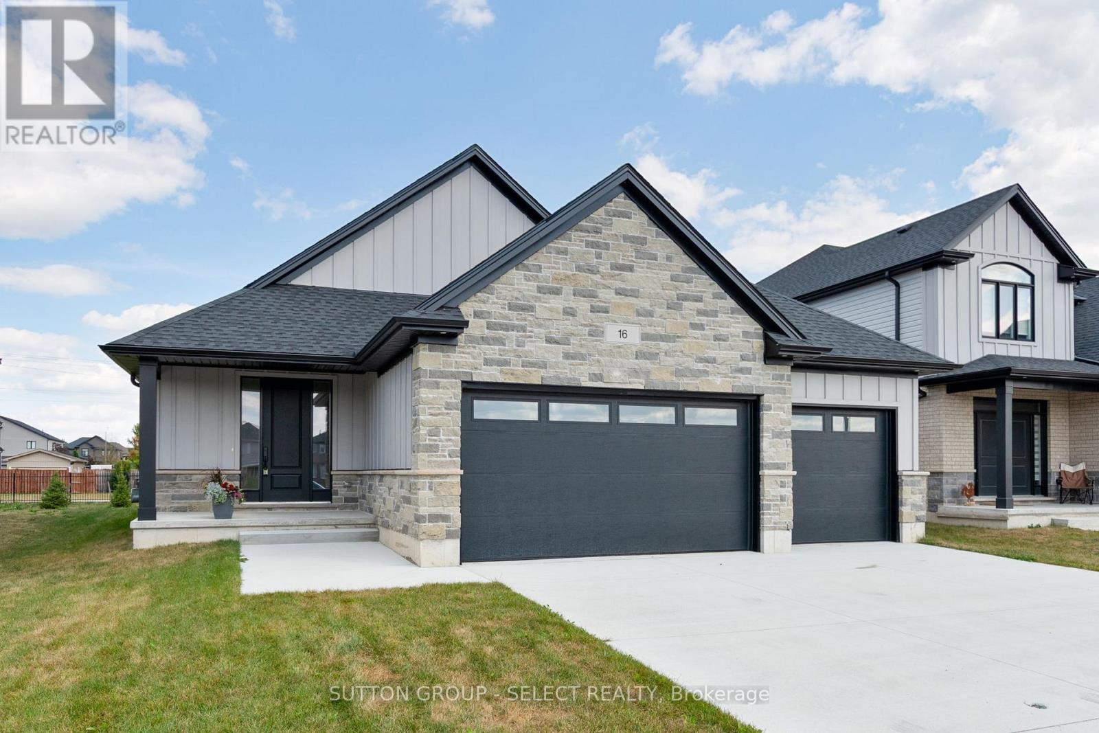 11 Kelly Dr, Zorra, ON N0M 2M0