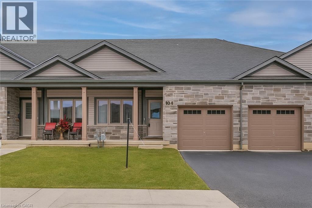 104 Cheryl Ave, North Perth, ON N0G 1B0
