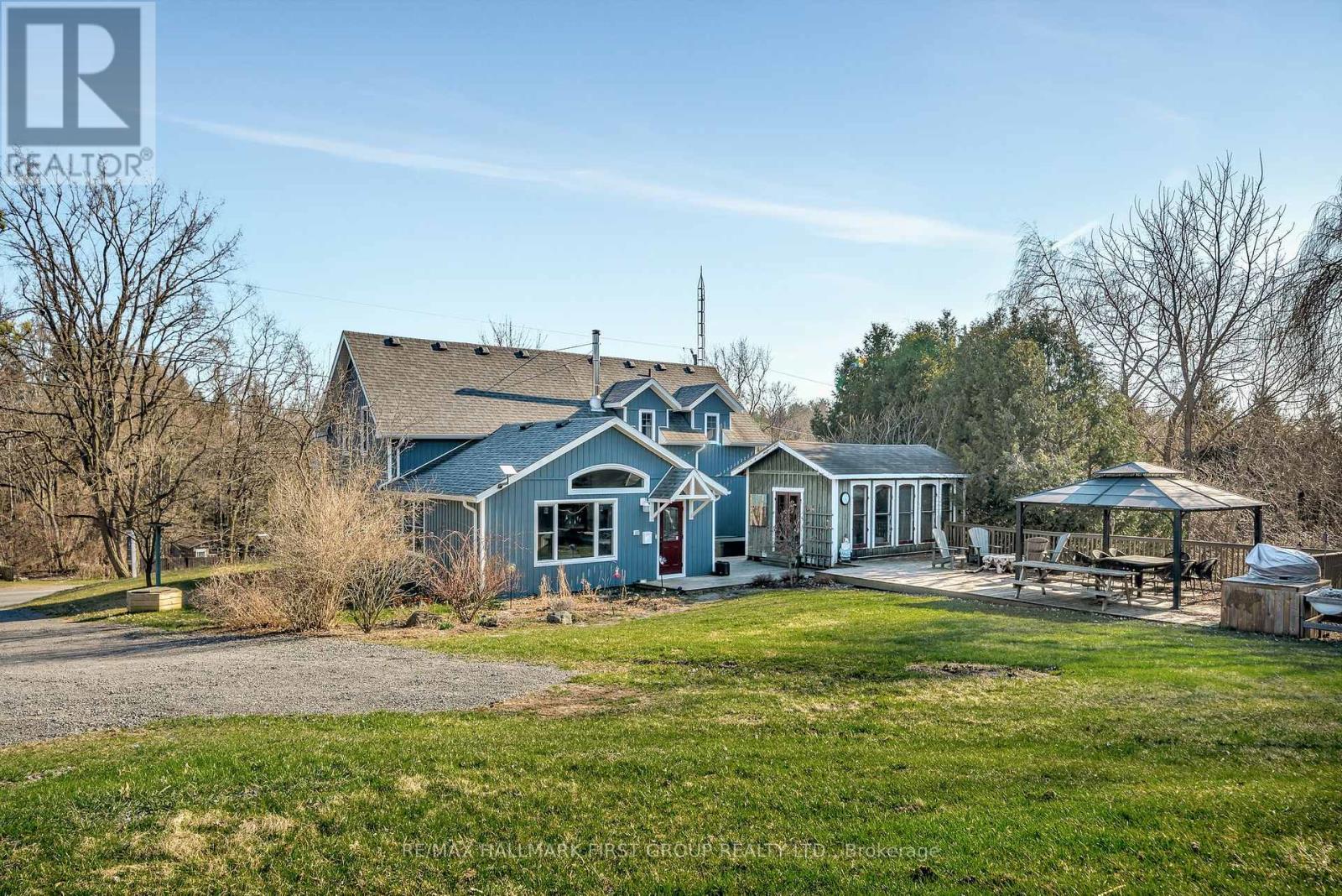 16882 Telephone Rd, Quinte West, ON K8V 5P4
