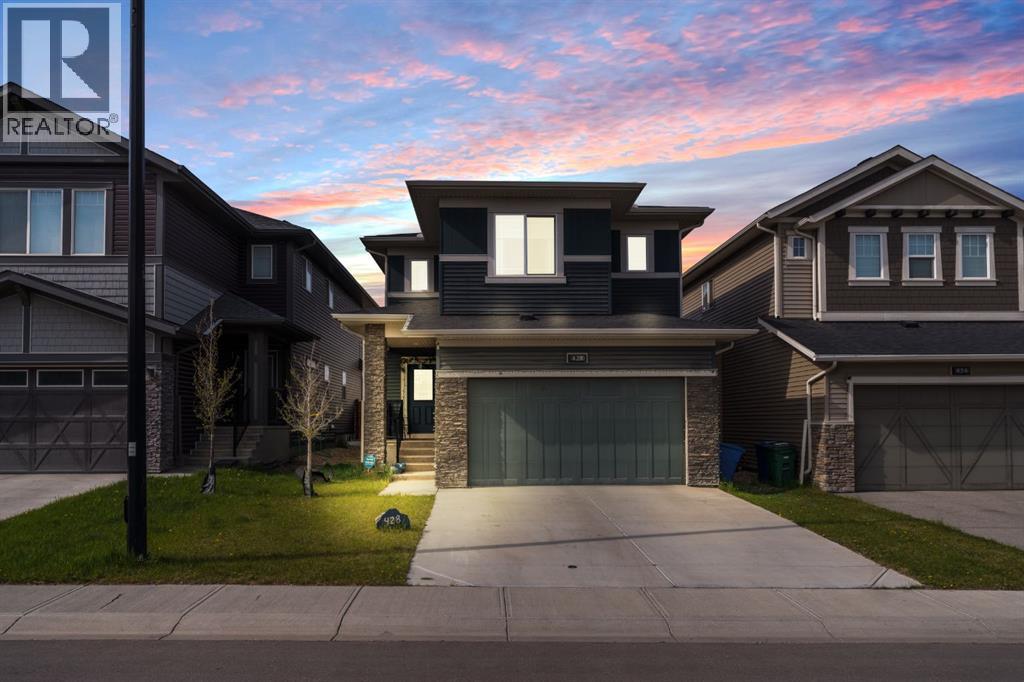 428 Chinook Gate Sq, Airdrie, AB T4B 4V9