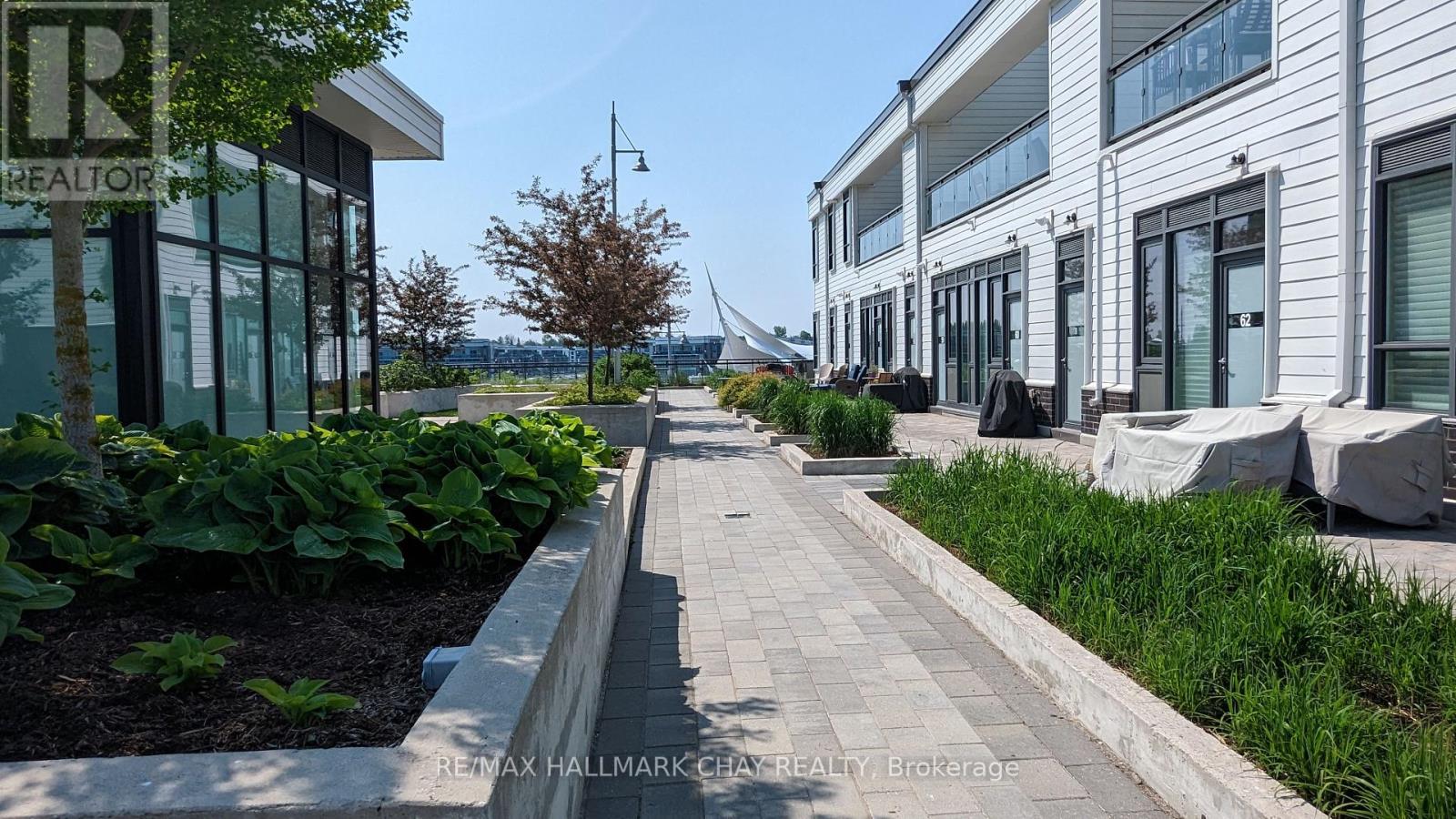 60 275 Broward Way, Innisfil, ON L9S 0J6