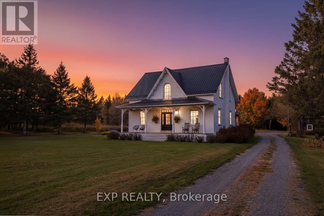 2375 County 10 Rd, East Hawkesbury, ON K0B 1P0