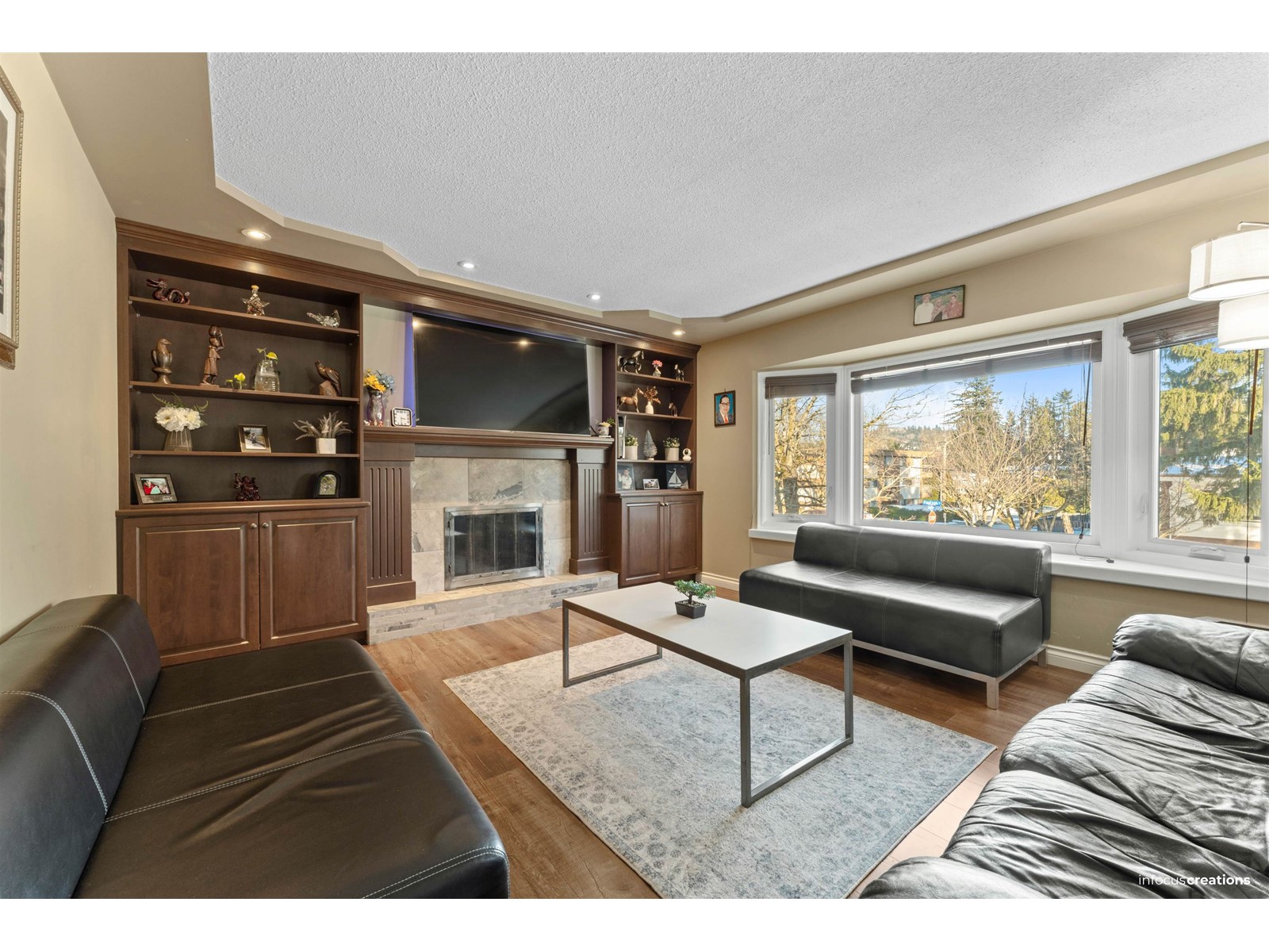 2091 Paulson Cres, Abbotsford, BC V2S 1M6