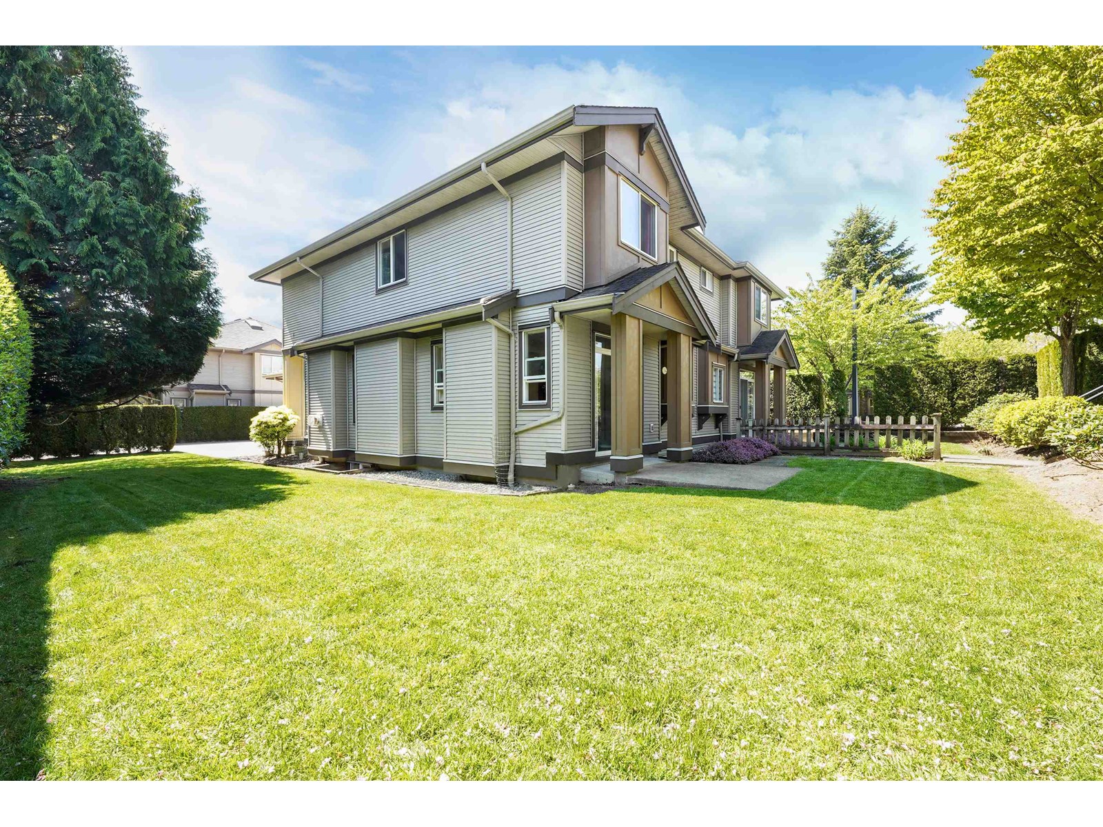 15168 66a Avenue Unit 53, Surrey, BC V3W 1X2