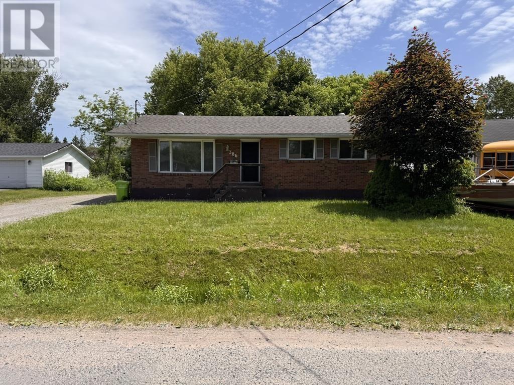386 Borden Ave, Sault Ste. Marie, ON P6C 5K1