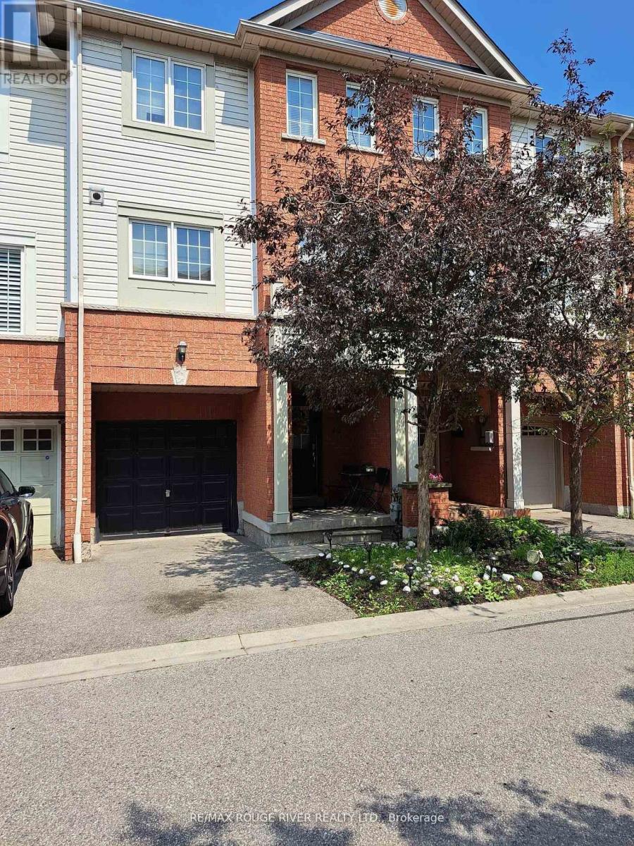 40 1850 Kingston Rd, Pickering, ON L1V 0A2