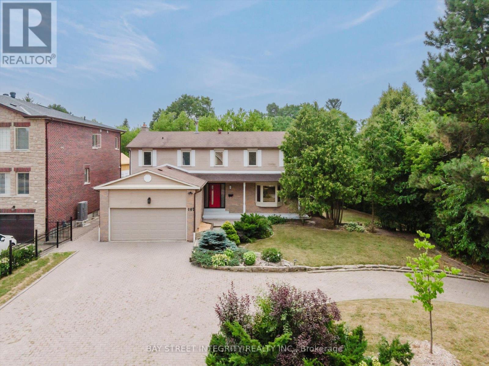 197 Garden Ave, Richmond Hill, ON L4C 6L8