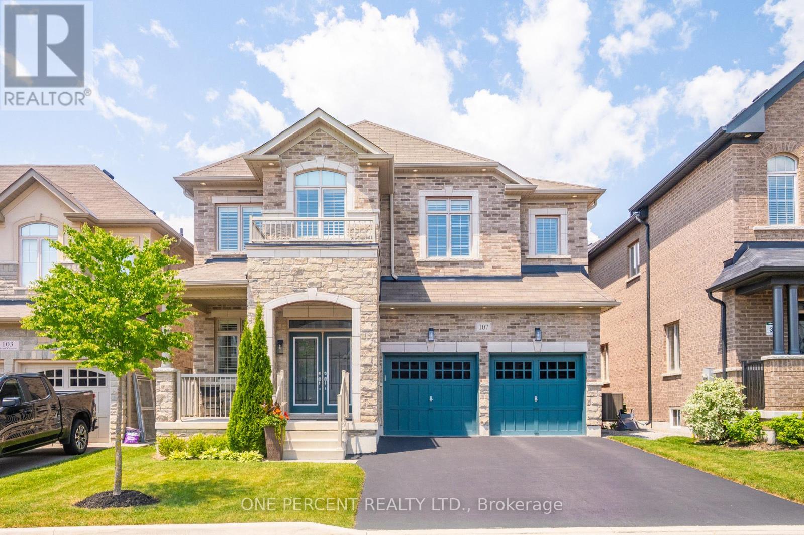 107 Avanti Cres, Hamilton, ON L8B 1W7