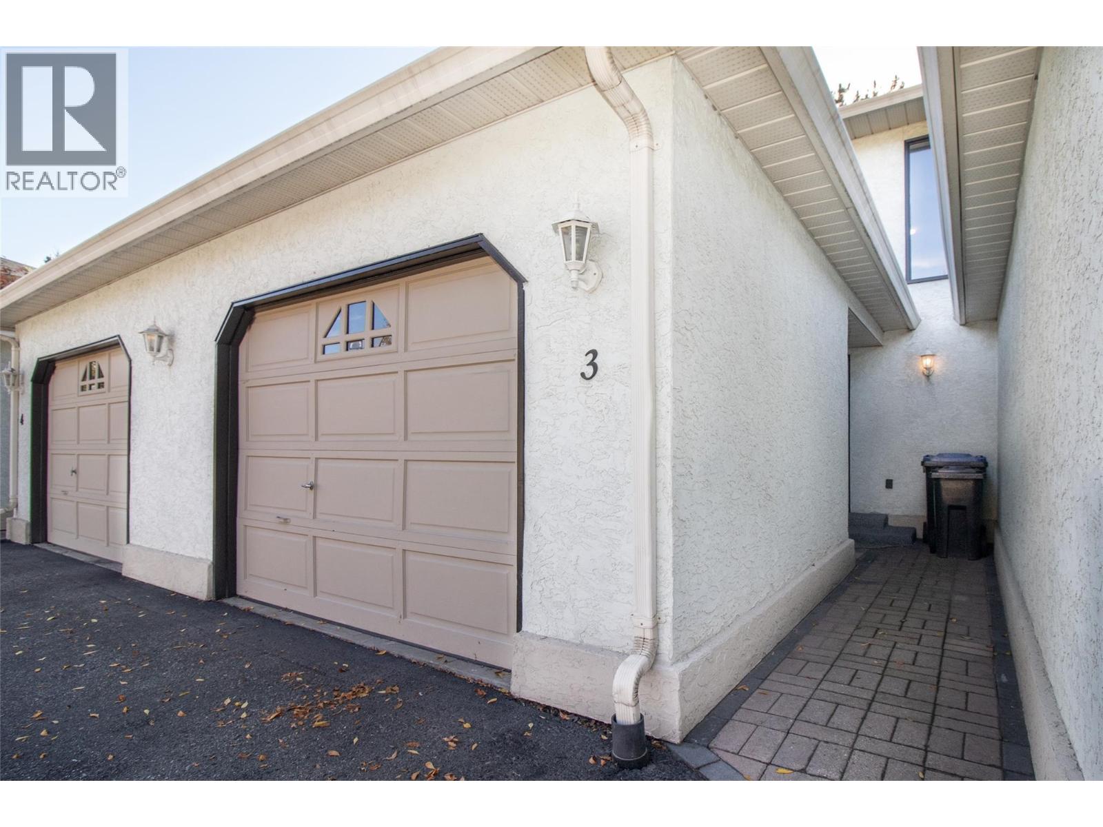 130 Dundas Road Unit 3, Kelowna, BC V1X 7H2
