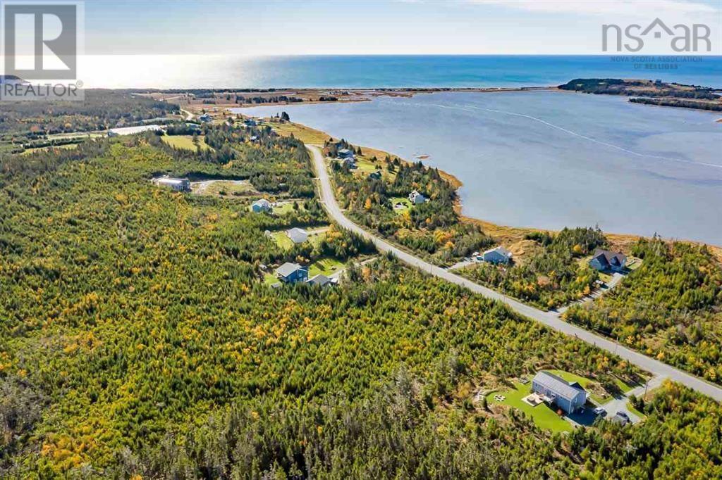 261 Leslie Rd, Lawrencetown, NS B2Z 1T4