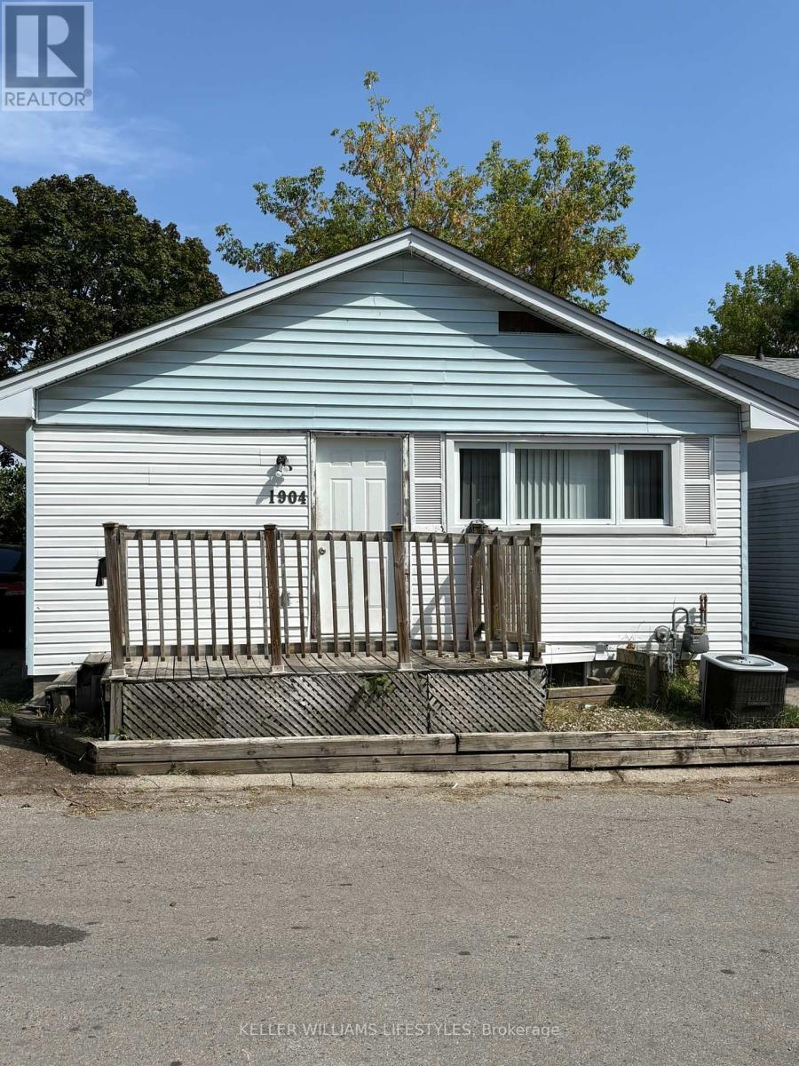 1904 Culver Dr W, London, ON N5V 3K6