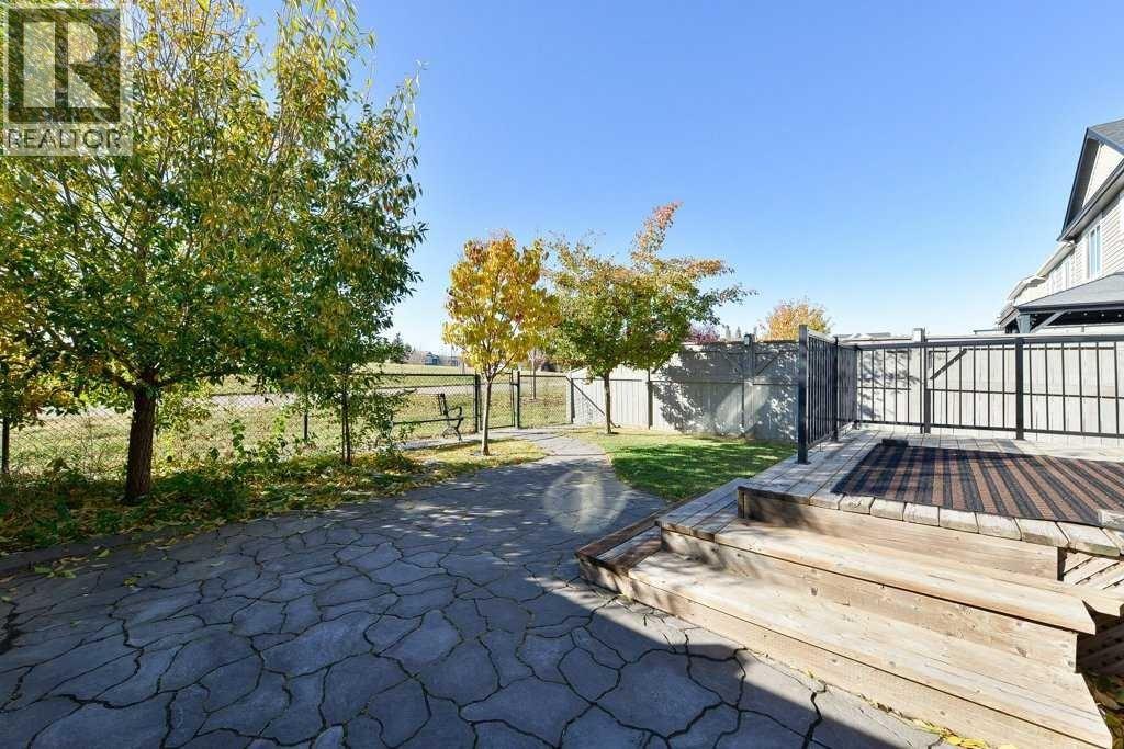 28 Auburn Glen Close SE, Calgary, AB T3M 1P6