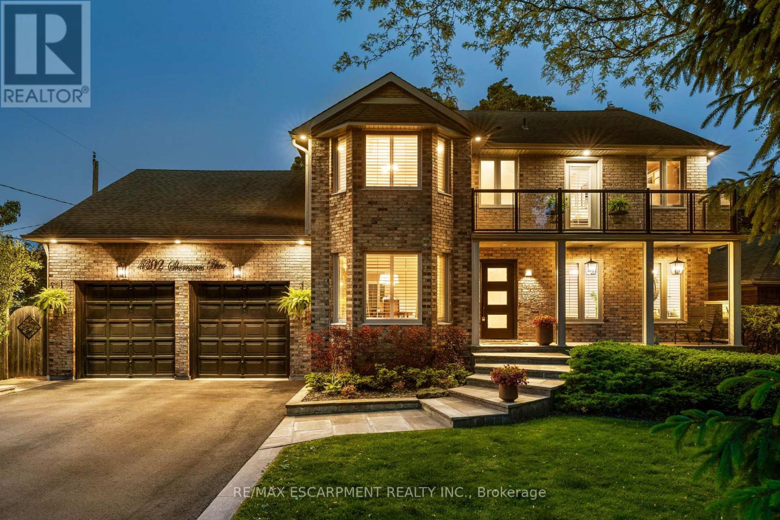 4302 Shoreacres Pl, Burlington, ON L7L 5N1