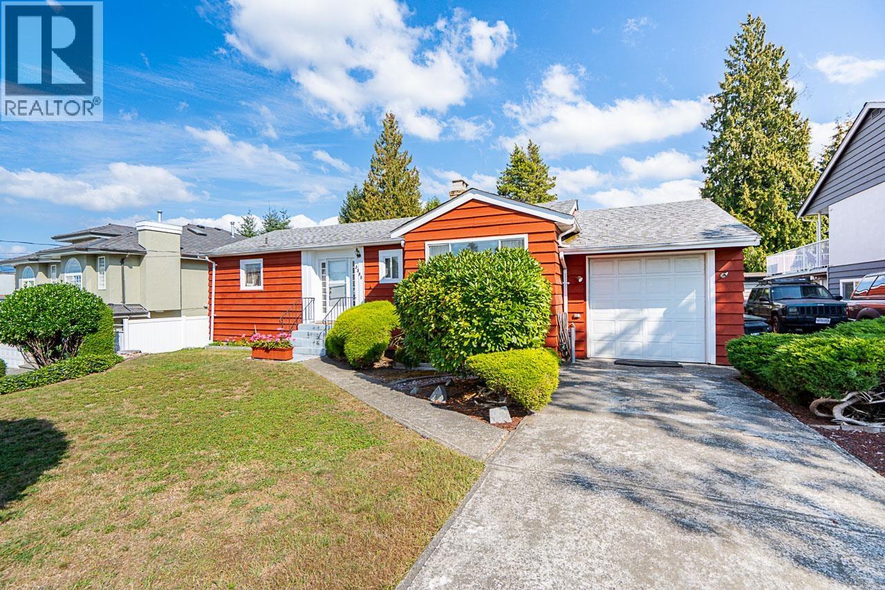 5388 Halley Ave, Burnaby, BC V5H 2P8