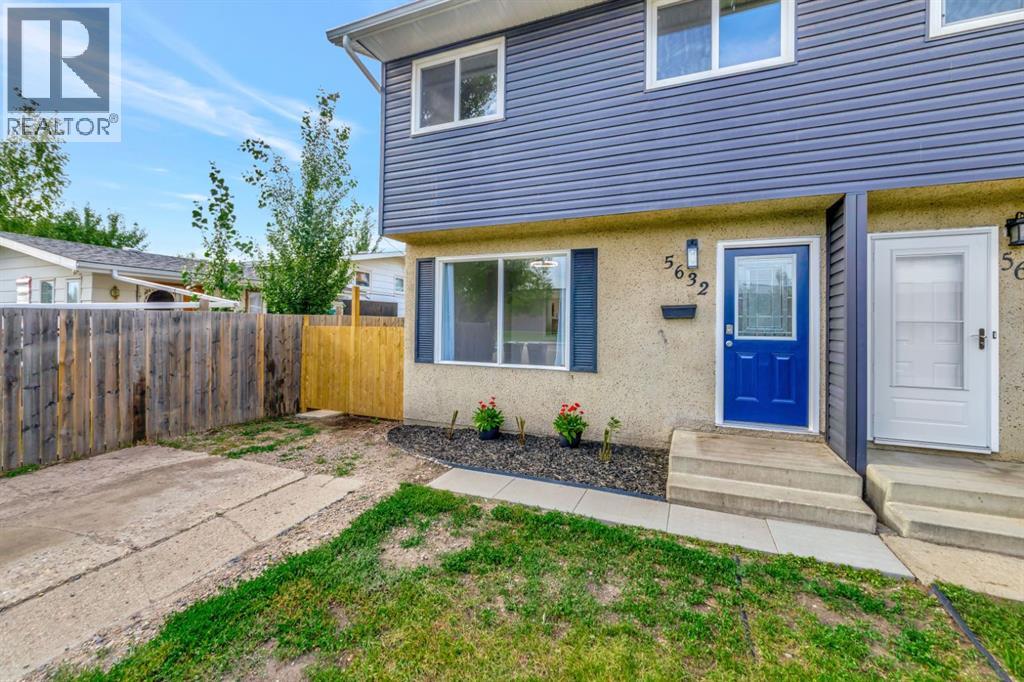 42 Street Unit 5632, Lloydminster, AB T9V 2W7