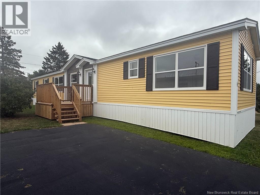 11 Orchard Cres, Picadilly, NB E4E 3X5
