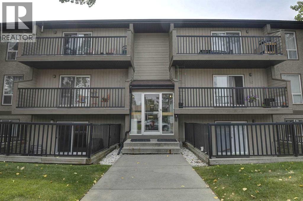 4311 73 Street Nw Unit 204, Calgary, AB T3B 2N2