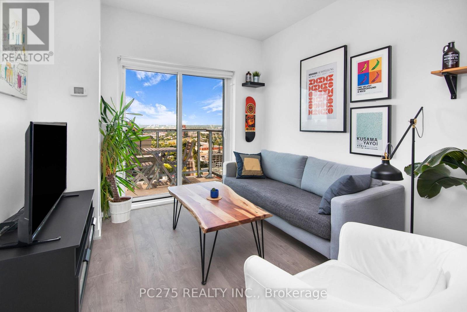2708 1410 Dupont St, Toronto, ON M6H 0B6