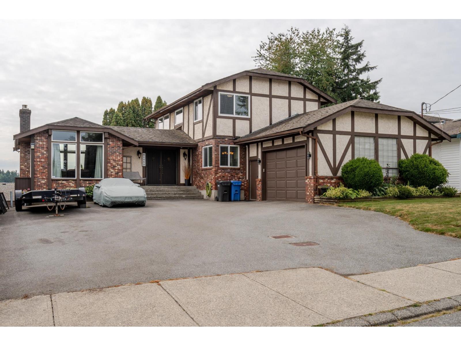 31552 Sunnyside Cres, Abbotsford, BC V2T 4B3