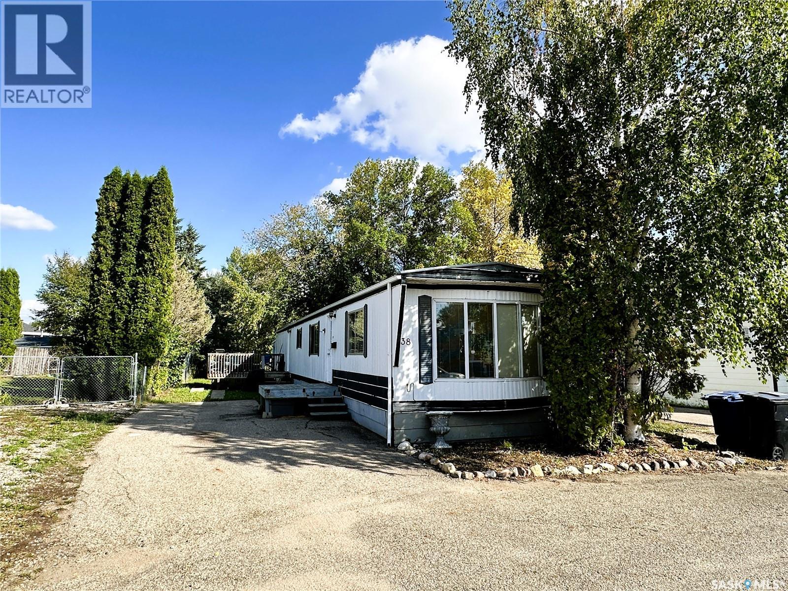 1035 Boychuk Drive Unit 38, Saskatoon, SK S7H 5B2