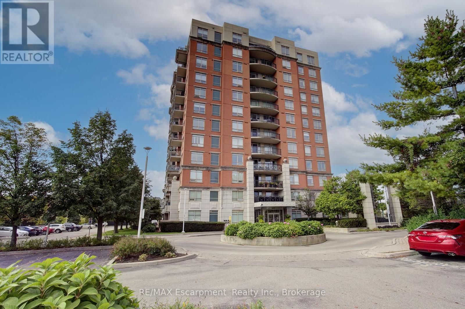 311 2325 Central Park Dr, Oakville, ON L6H 0E2
