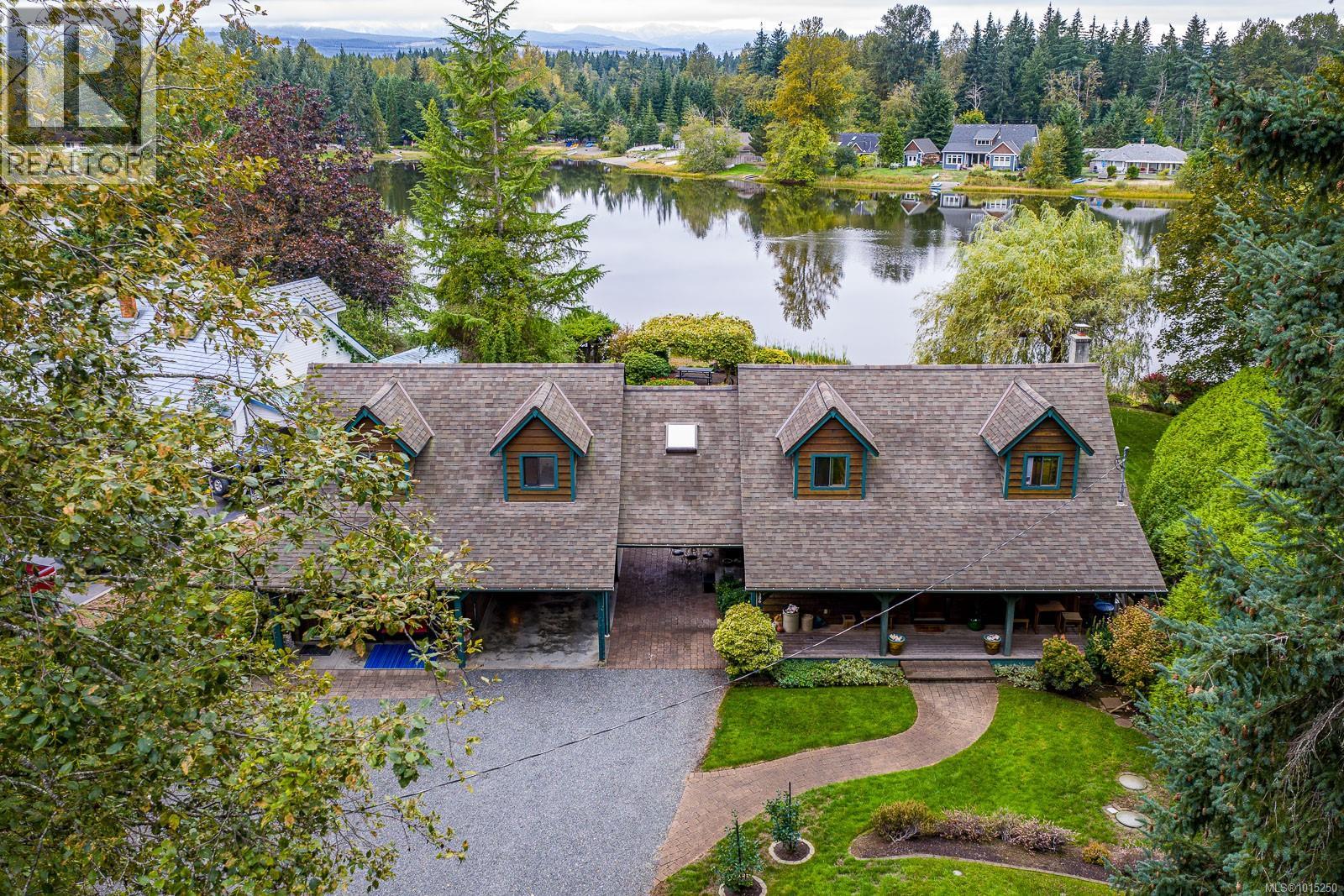 9386 Martin Park Dr, Black Creek, BC V9J 1C4