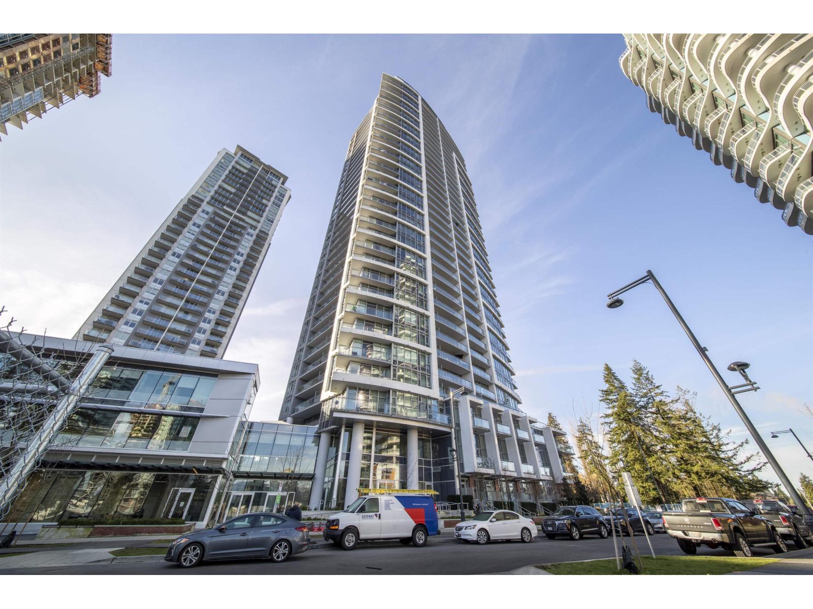 13308 Central Avenue Unit 1412, Surrey, BC V3T 0M4