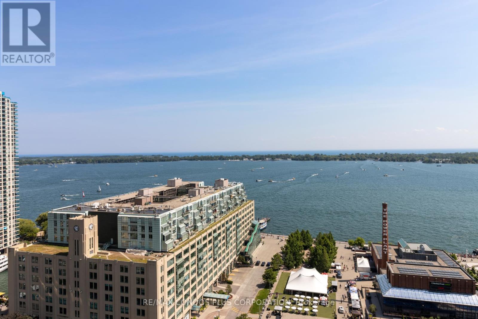 2302 218 Queens Quay W, Toronto, ON M5J 2Y6