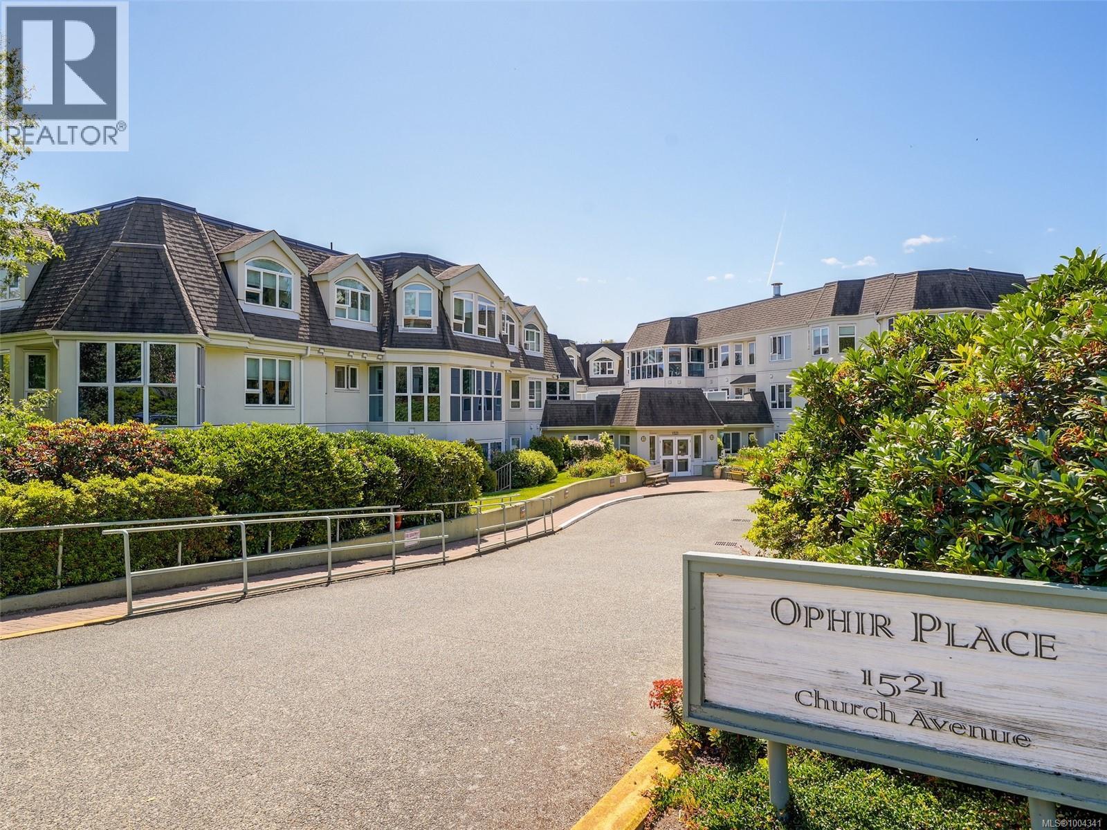 1521 Church Ave Unit 206 Ave, Saanich, BC V8P 5T2