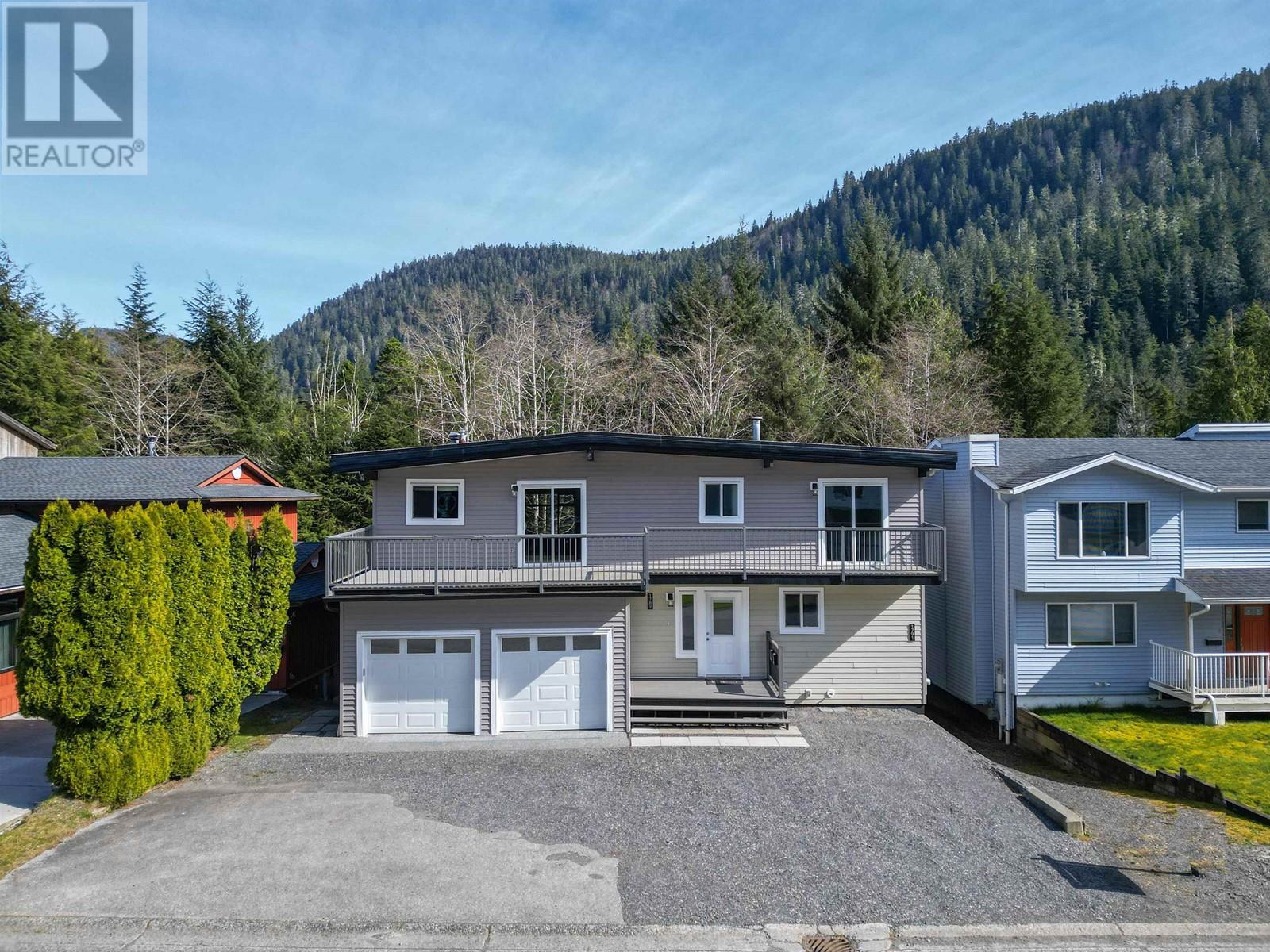 1789-1791 Sloan Ave, Prince Rupert, BC V8J 4B8