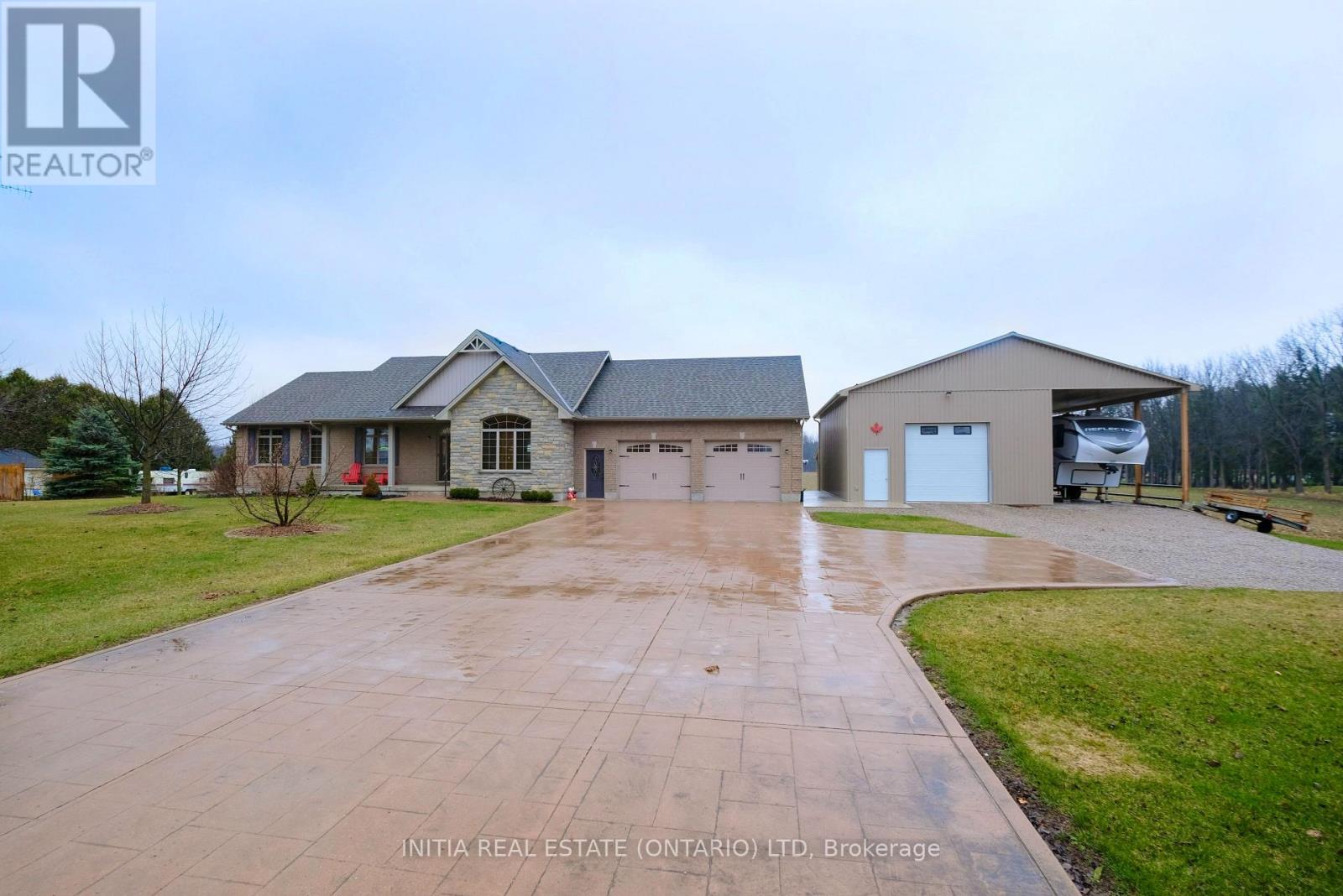 7284 Calvert Dr, Strathroy-Caradoc, ON N7G 3H5