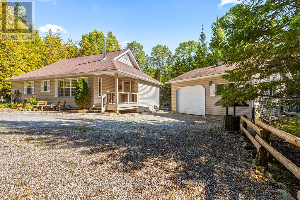 83 Lakewood Country Ln, Northern Bruce Peninsula, ON N0H 1W0