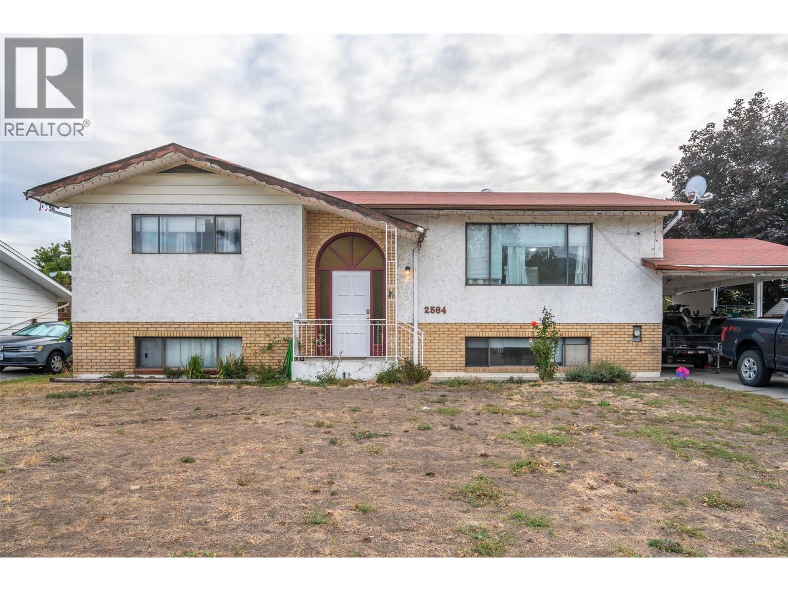 2564 Mcgraw St, Penticton, BC V2A 6Y4