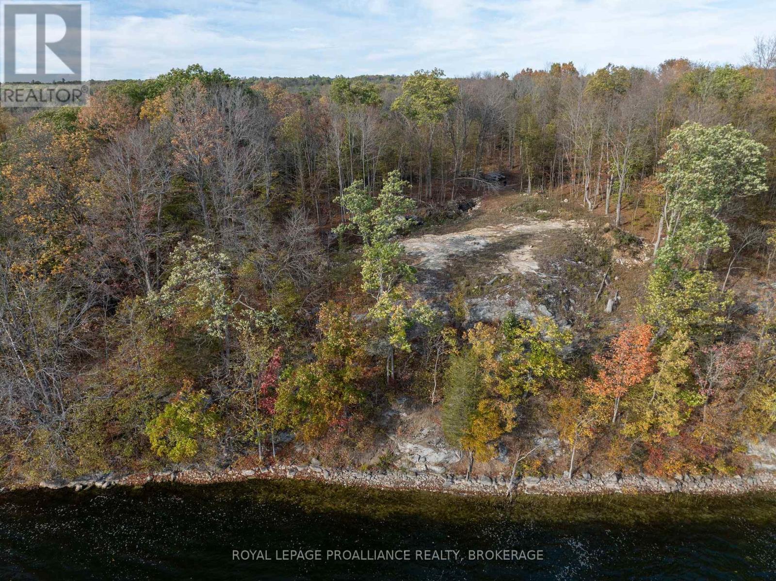 485 Stafford Ln, South Frontenac, ON K0H 1H0