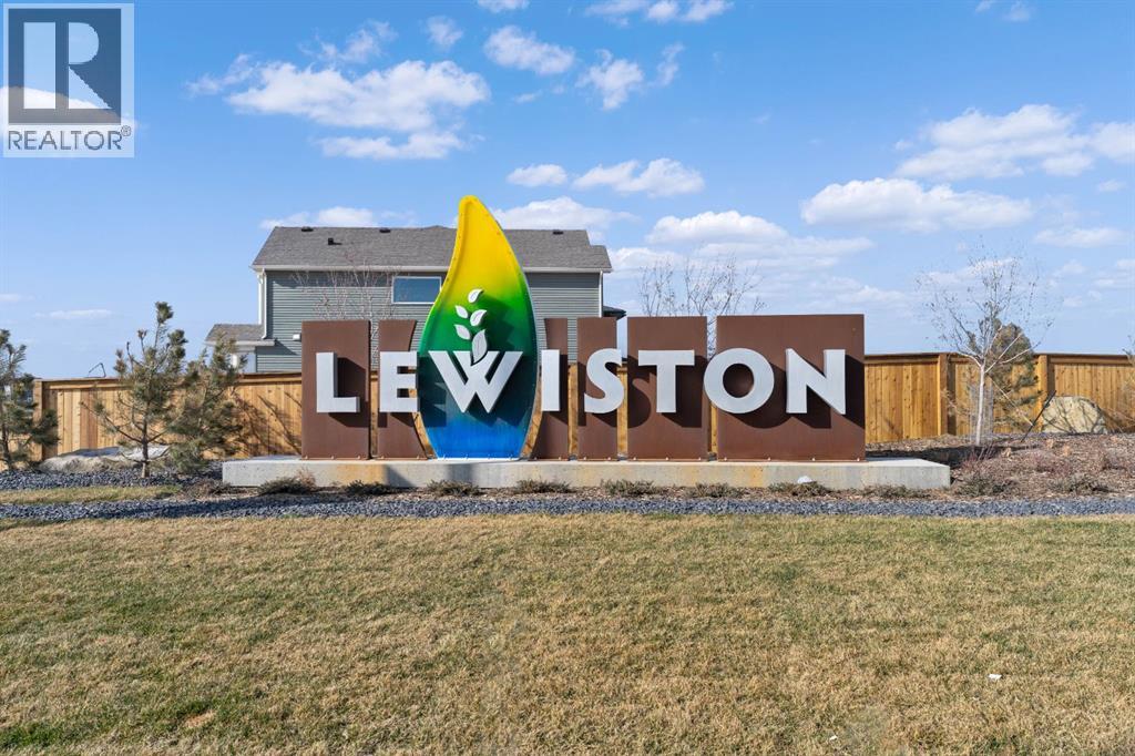 114 Lewiston Way NE, Calgary, AB T3P 2H8