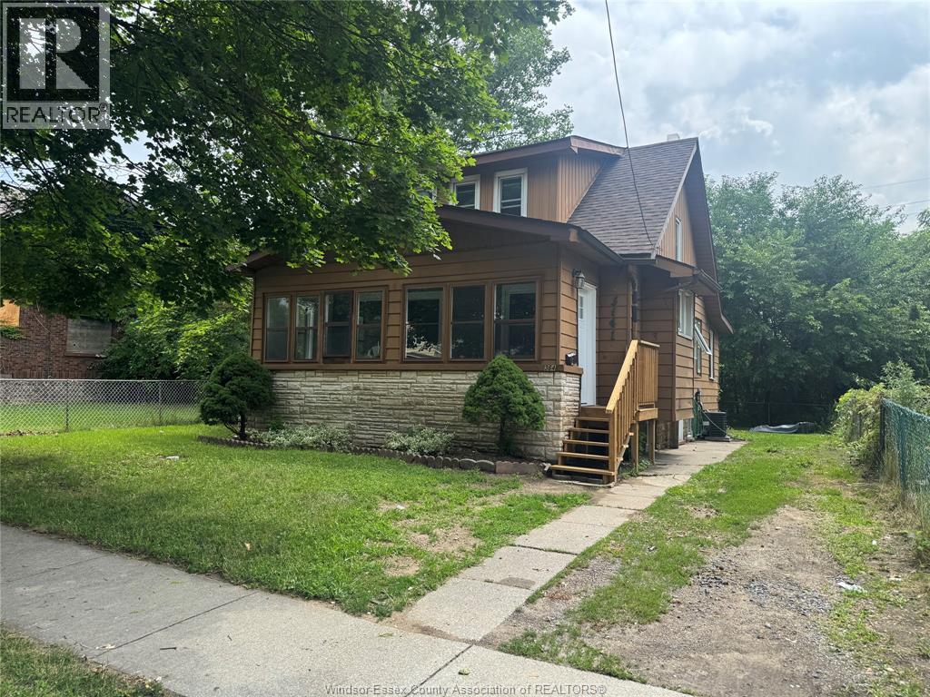 3641 Bloomfield Rd, Windsor, ON N9C 1S1