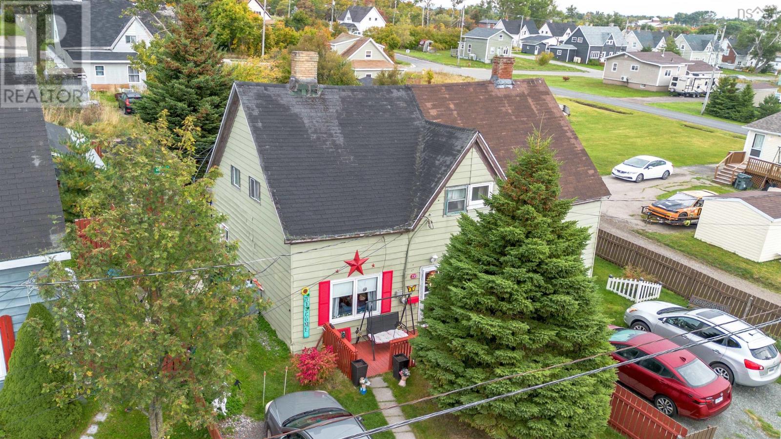 133 Dorchester St, Glace Bay, NS B1A 3P2