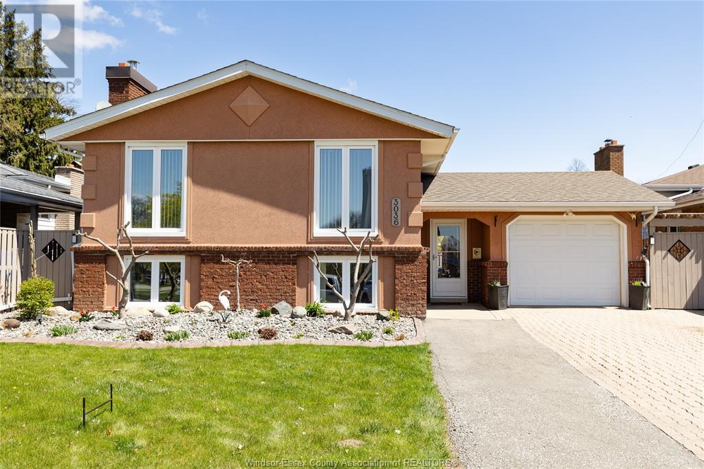 3036 Forest Glade Dr, Windsor, ON N8R 1L5