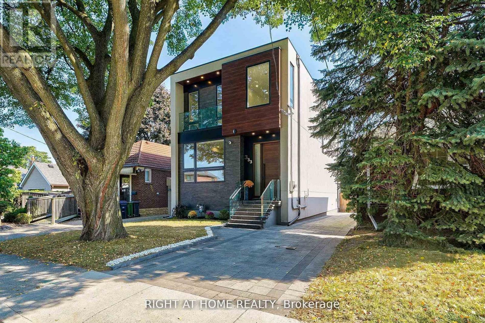 333 Woodmount Ave, Toronto, ON M4C 4A4