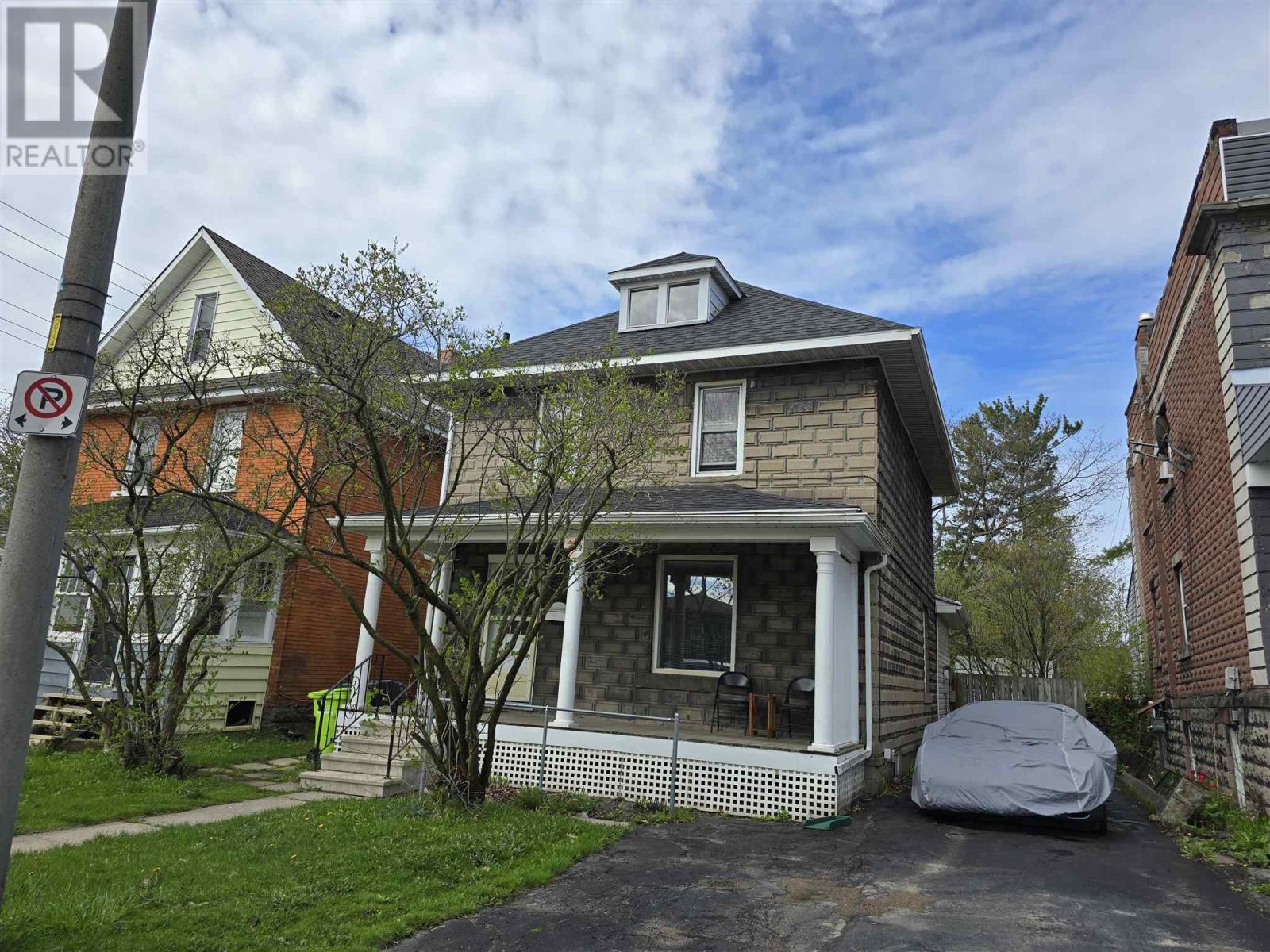 217 Brown St, Sault Ste. Marie, ON P6A 1N8