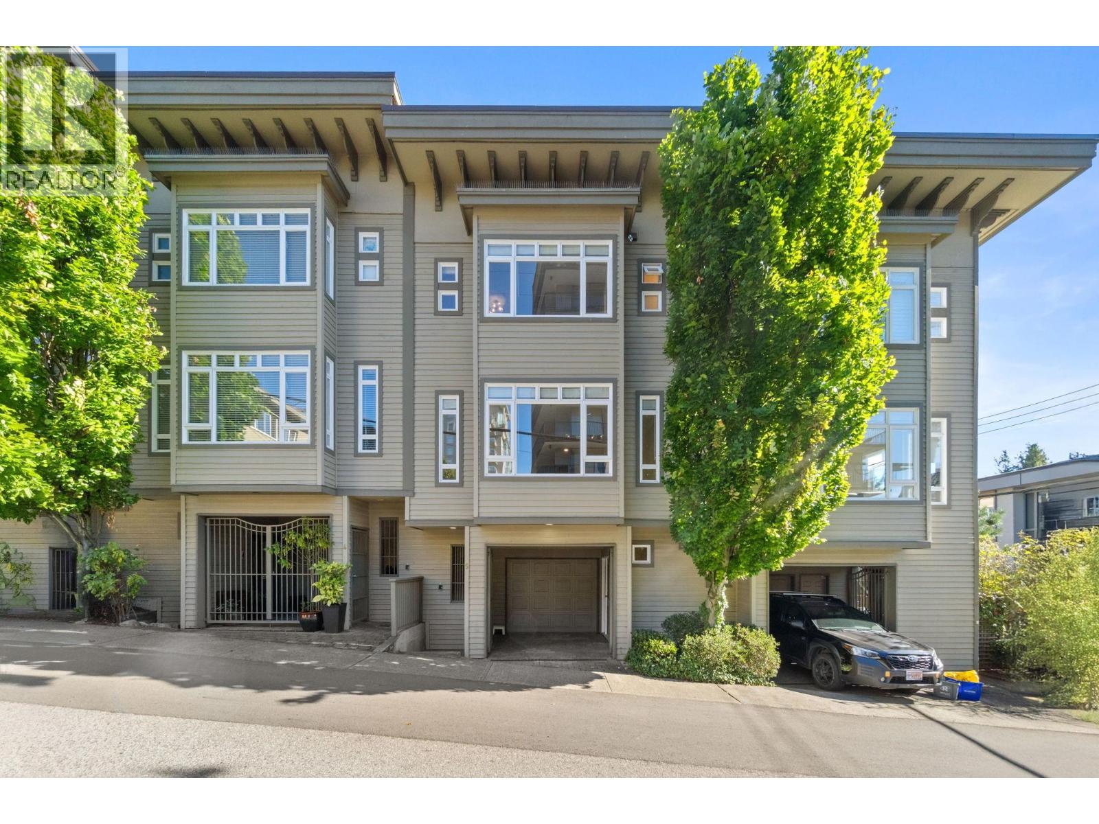 119 E 6th Street Unit 5, North Vancouver, BC V7L 1N9