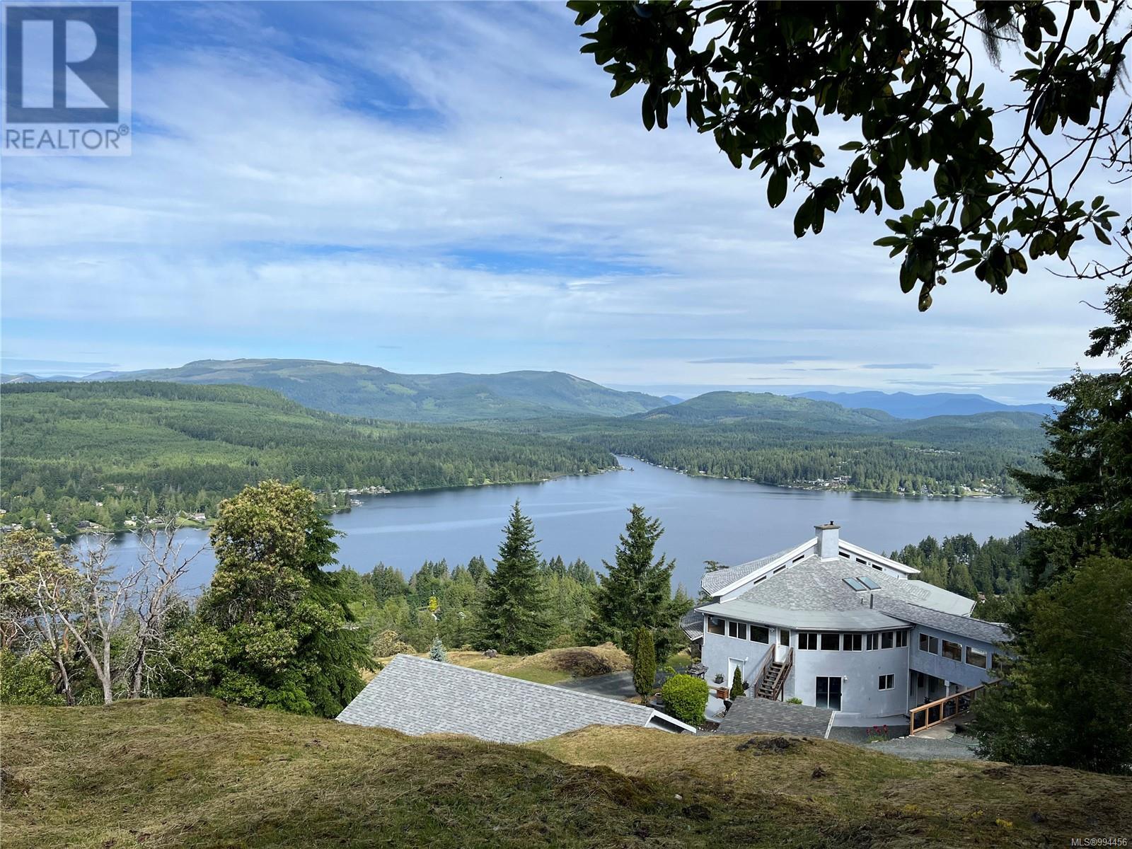 1828 Strathcona Hts, Shawnigan Lake, BC V8H 2A9