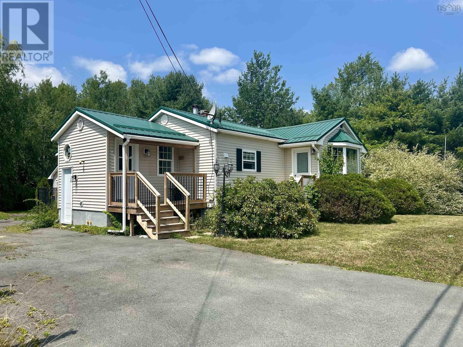 1308 Highway 2 Hwy, East Hants, NS B2S 1Y8