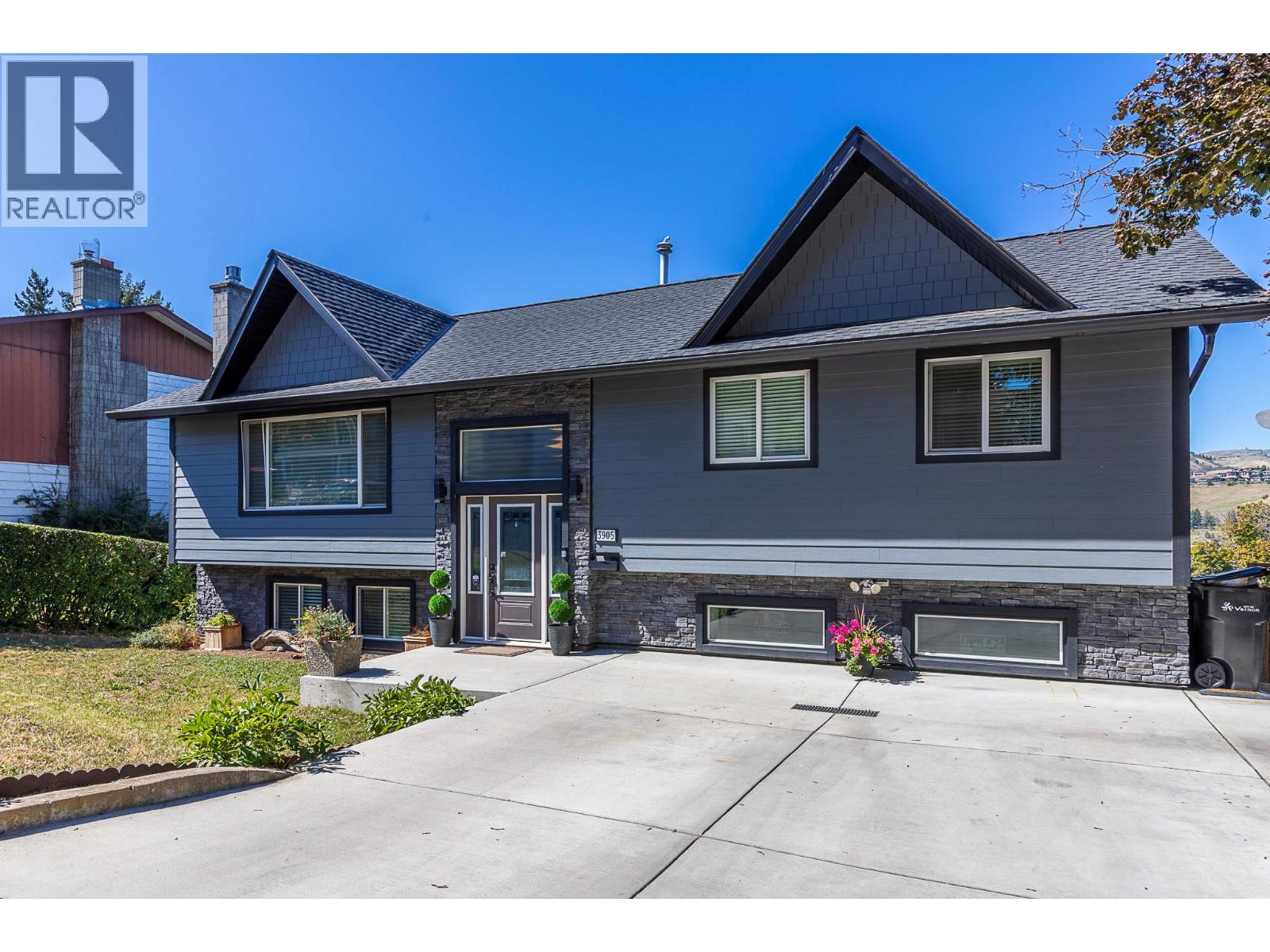 3905 17 Avenue, Vernon, BC V1T 6Z1