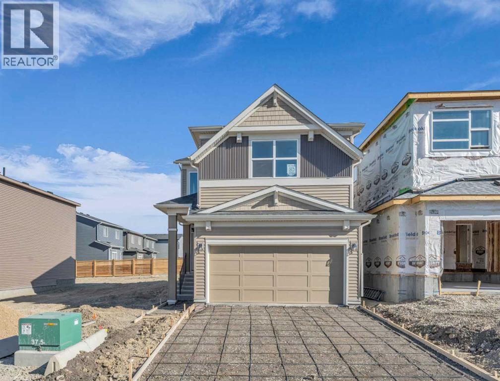 83 Lucas Psge NW, Calgary, AB T3P 2E3
